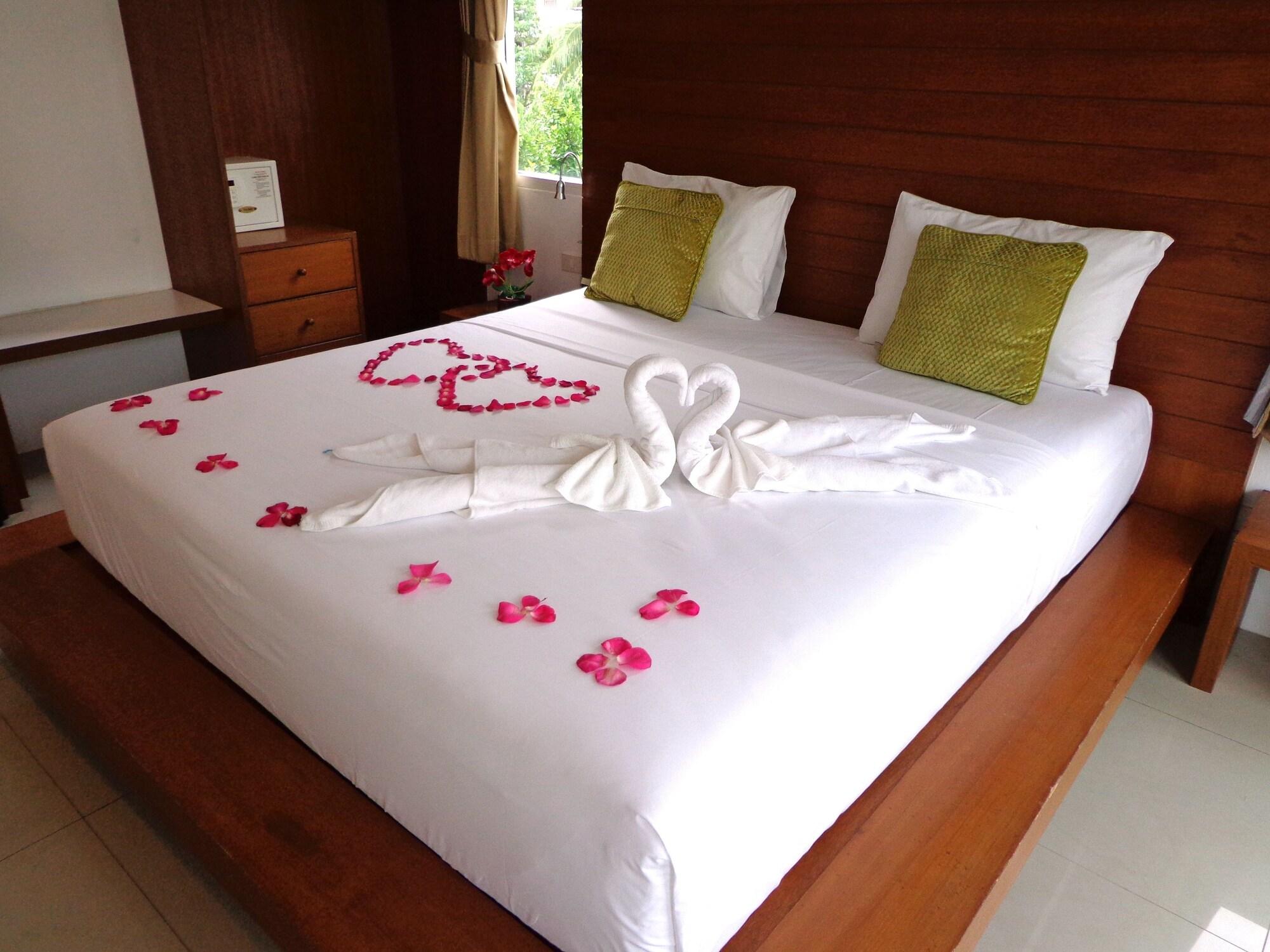 Sukcheewa Residence Phuket Patong Ngoại thất bức ảnh