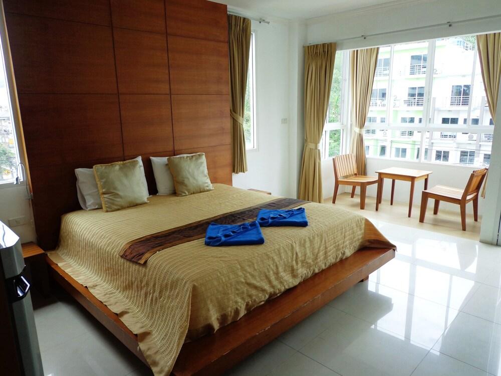 Sukcheewa Residence Phuket Patong Ngoại thất bức ảnh